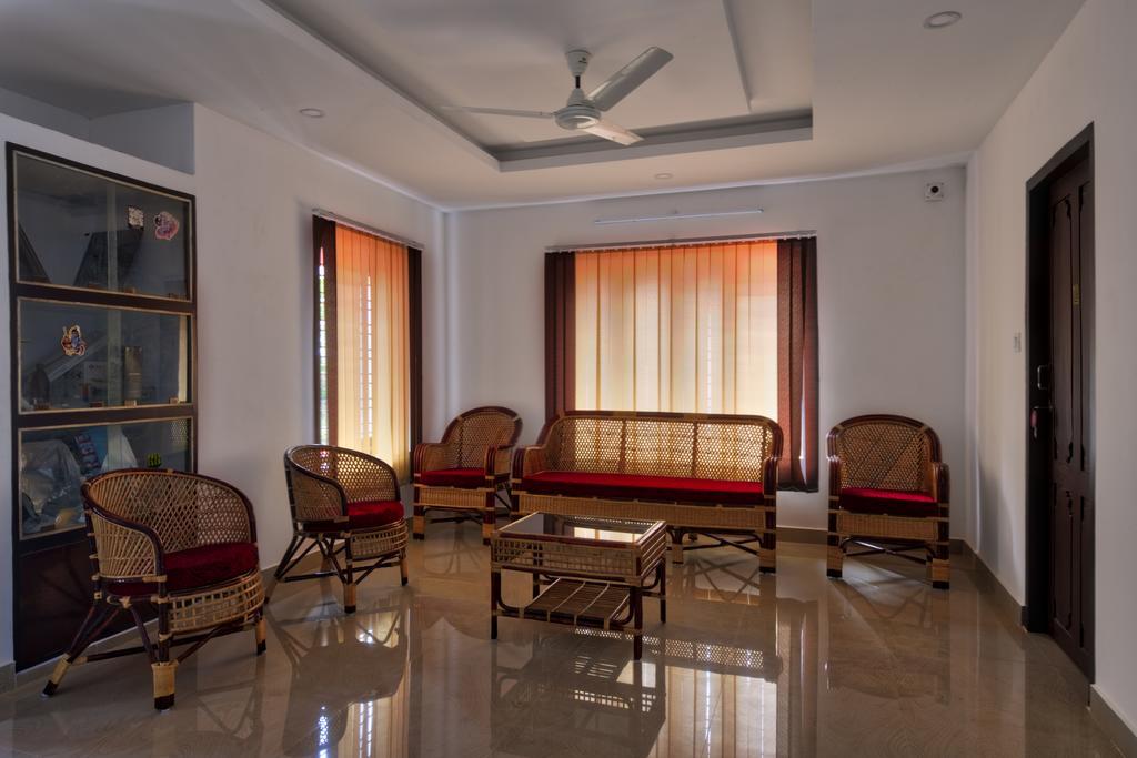 Rams Guest House Near Sree Chithra And Rcc Thiruvananthapuram Εξωτερικό φωτογραφία
